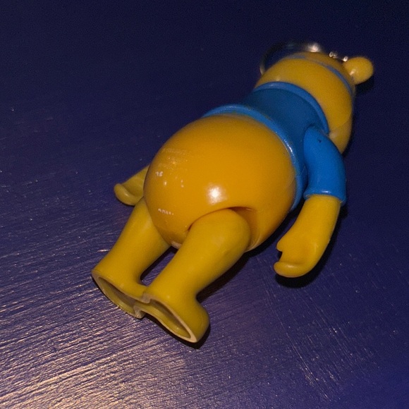 Interesting Y2K Winnie the Pooh keychain - Picture 5 of 5